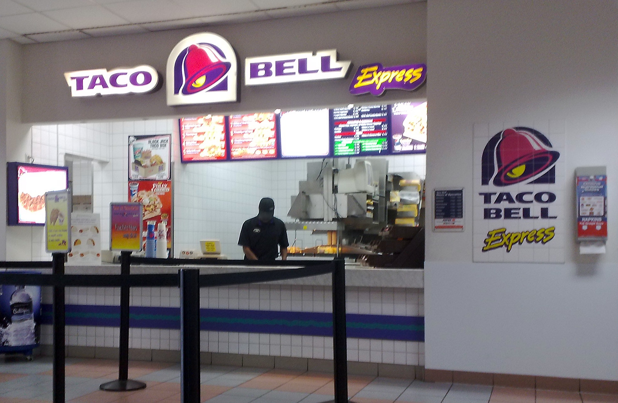 taco_bell_store-1