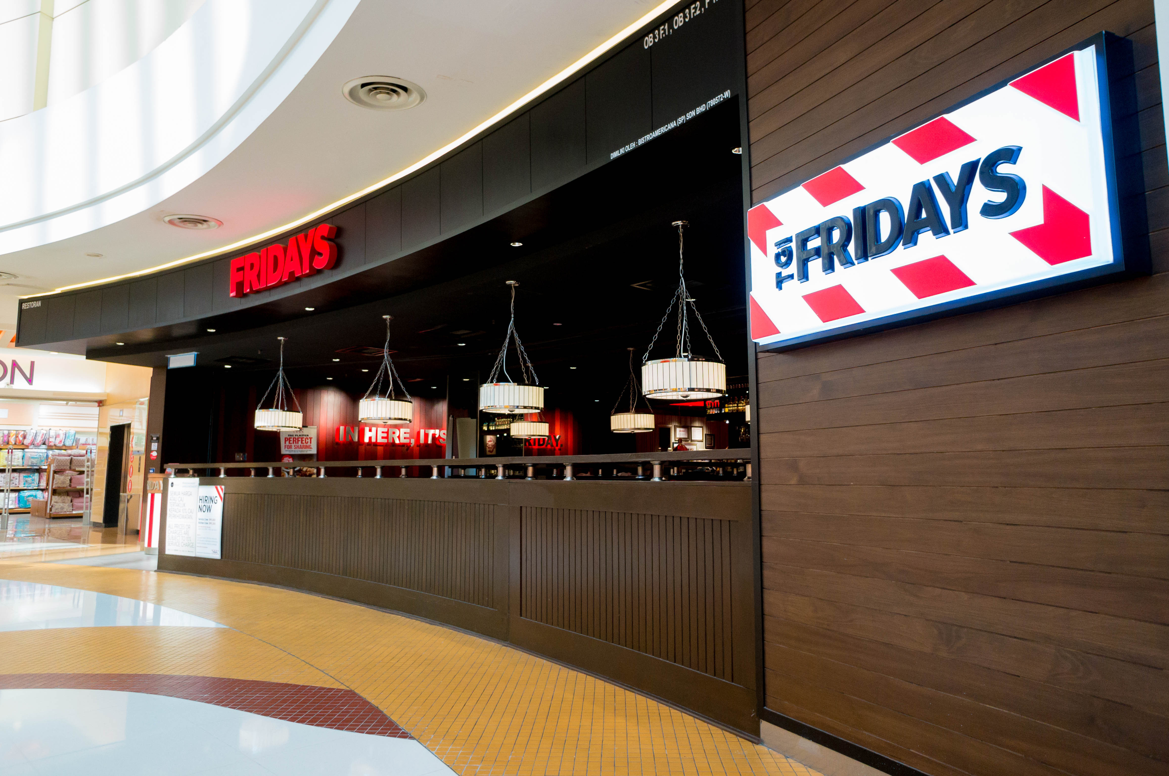 food service market research empty TGI Friday