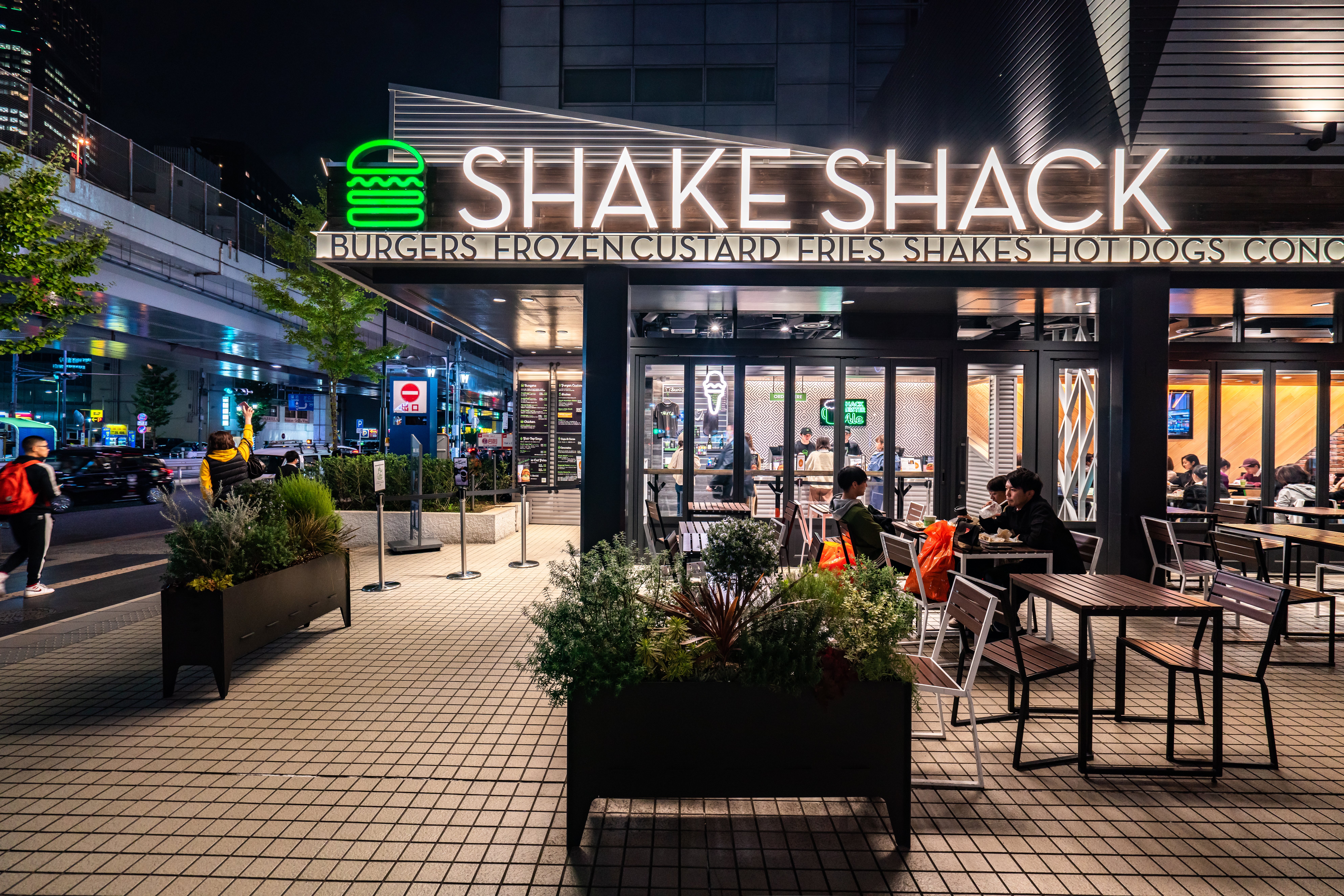 omnichannel market research shake shack