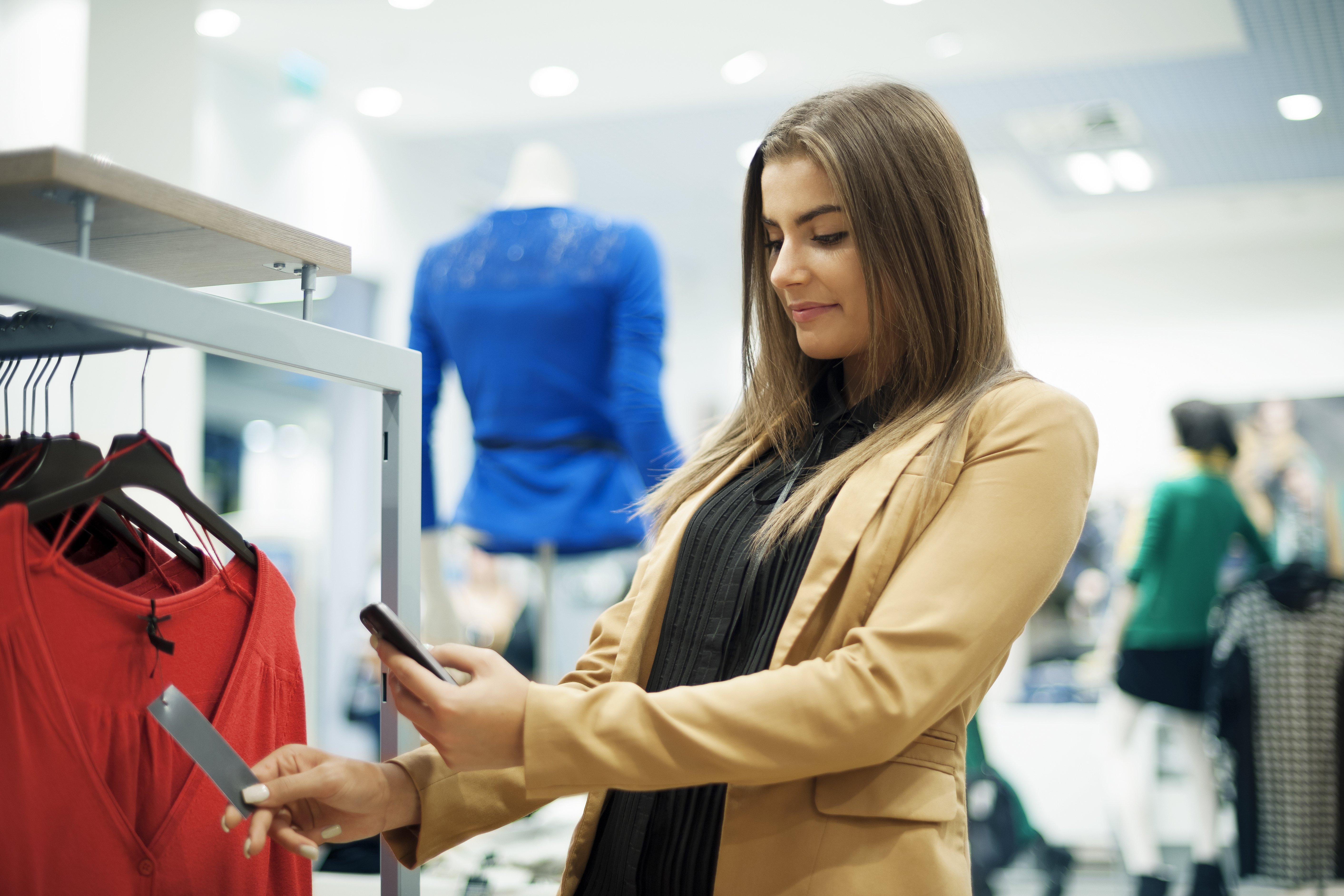 omnichannel retail in store phone