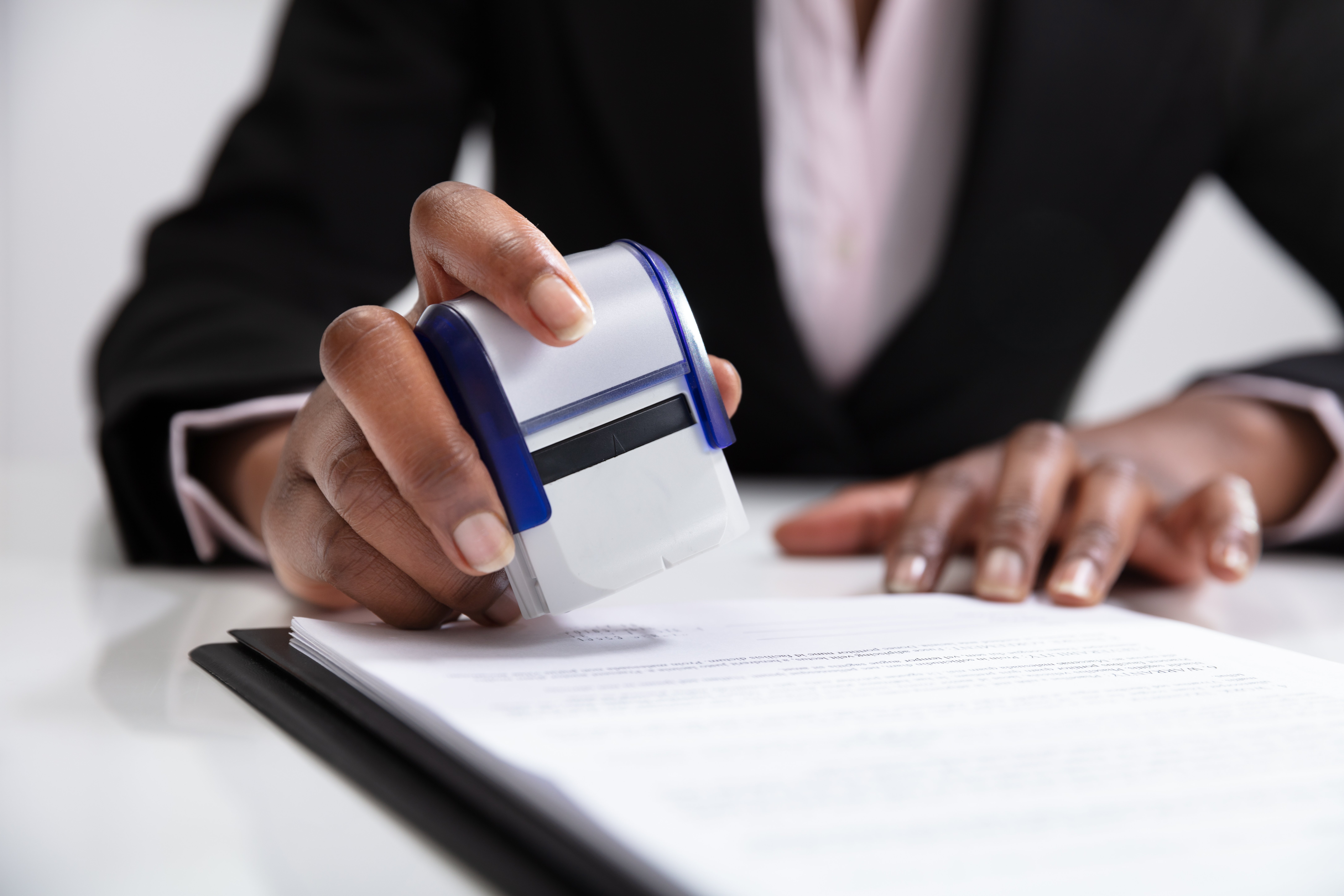 Can a Notary Complete an I-9 Employment Eligibility Verification?